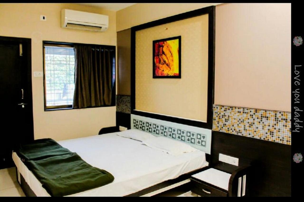 Hotel Oberoi Ahmednagar Zewnętrze zdjęcie